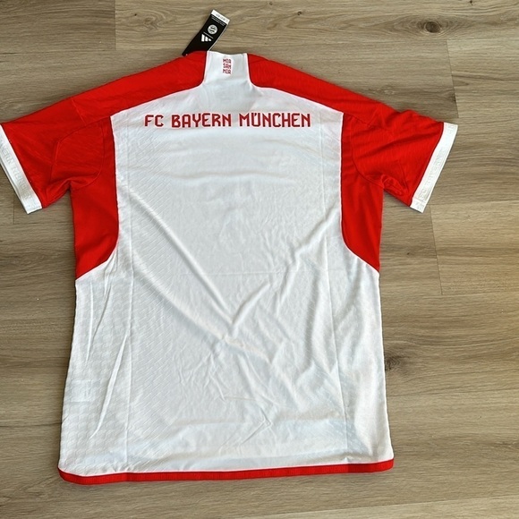 FC BAYERN 23/24 HOME JERSEY men xl - Picture 8 of 8